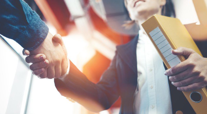 lt_property's tweet photo. High street agents vs online services: Read our newsletter to find out why high street agents still come out on top https://t.co/JzGsD3UktA https://t.co/VIVZGDhoF3
