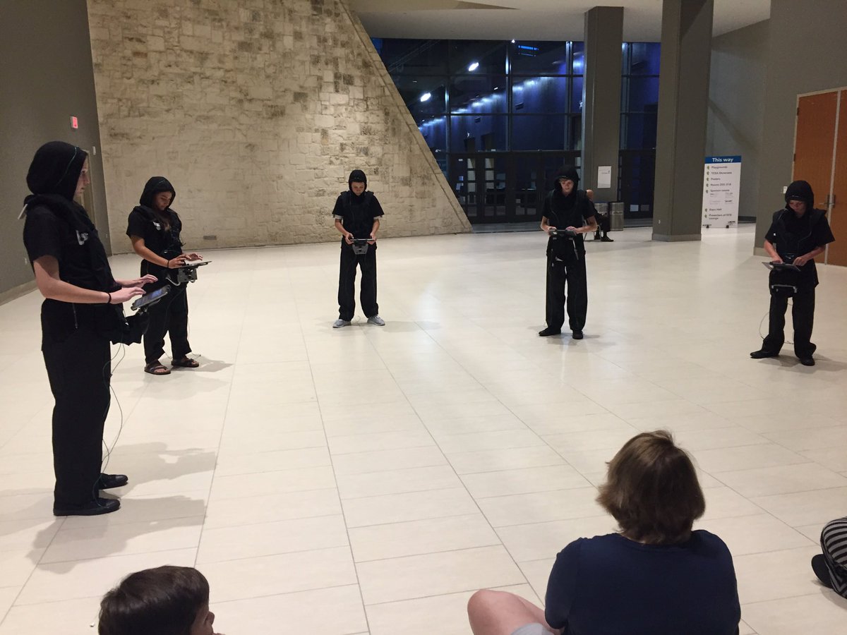 Paulamichele84's tweet photo. #ISTE17 TODAY #SoundTapp #iPadensemble performs 2:30 #EdTekTalks Stars Ballroom @AppleEDU @isteconnects #kidsrock https://t.co/o4I86Quki8