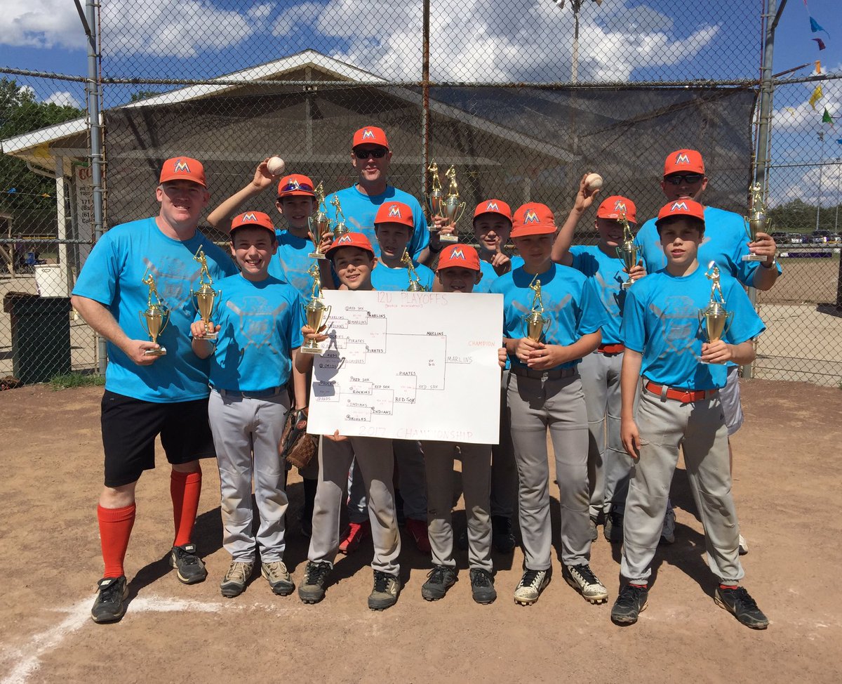 Congratulations Marlins!
2017 Spring 12U Playoffs Champions!