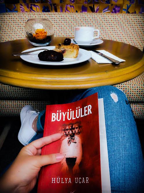 hulyaucarcom's tweet photo. #Remzikitabevi #Dostkitabevi #İnkılapkitabevi #idefixkitaplık KitapHayalGücüdür
#raflarda #kitapçılarda #plajda #denizde #kafede OkuKeyifle https://t.co/OxABkhZomV