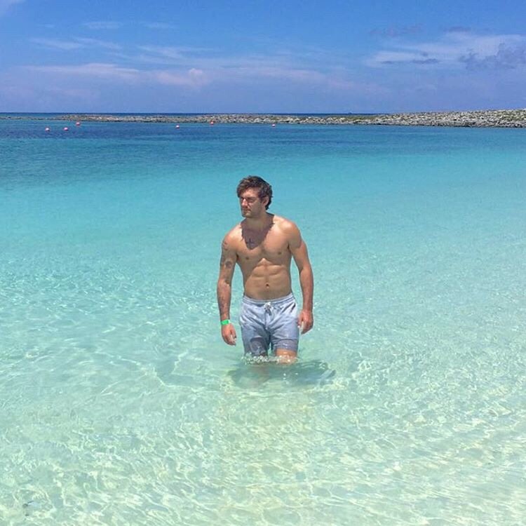 Jordan West (@smokingace_) on Twitter photo 