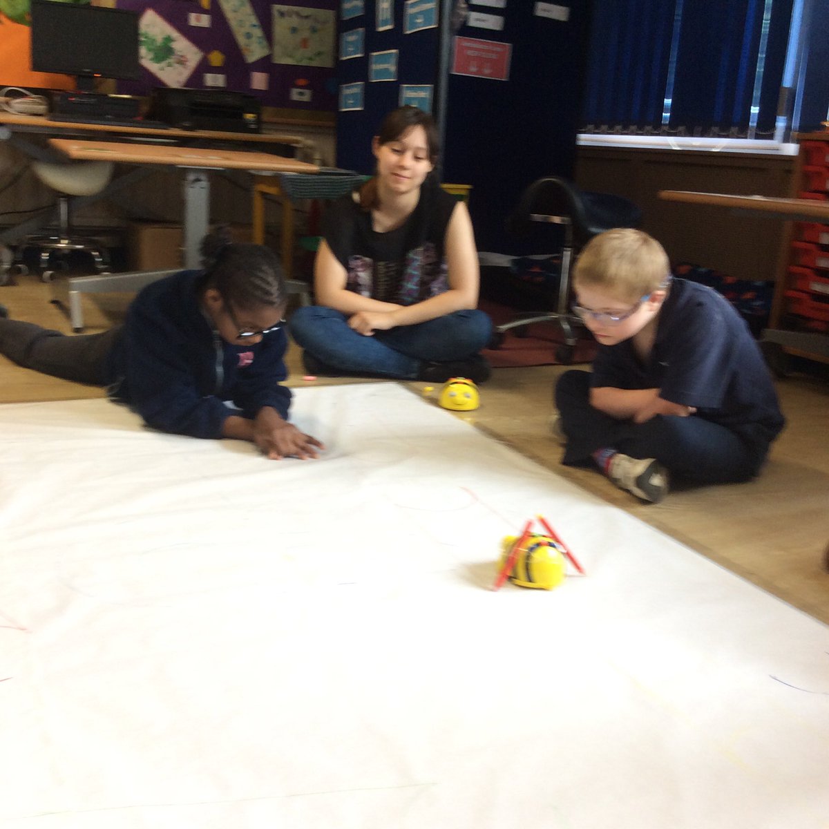 wilsonstfeed's tweet photo. #wsmeerkats creating art with bee-bots in #wscomputing. We decided it looked like the London Tube map! https://t.co/VM7s5gj3NU