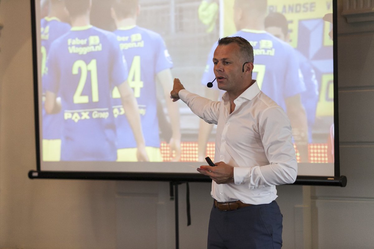 Wat was het een mooie middag met Björn Kuipers tijdens #atasteofsuccess <a href="/pompgebouw/">Pompgebouw de Esch</a>. Bedankt allen! En @PaulKampman voor de foto's.