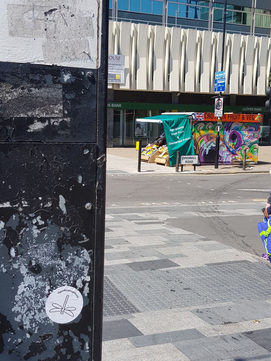 Cronxdragonfly's tweet photo. #eastcroydonstation #croydondragonfly https://t.co/3GqKnk31IA