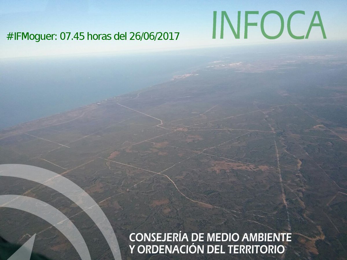 Plan_INFOCA's tweet photo. #IFMoguer: Entre estas 2 fotografías hay 10 horas d diferencia, mucho trabajo en tierra y la coordinación d todos los organismos implicados https://t.co/zR8O4DXCdw