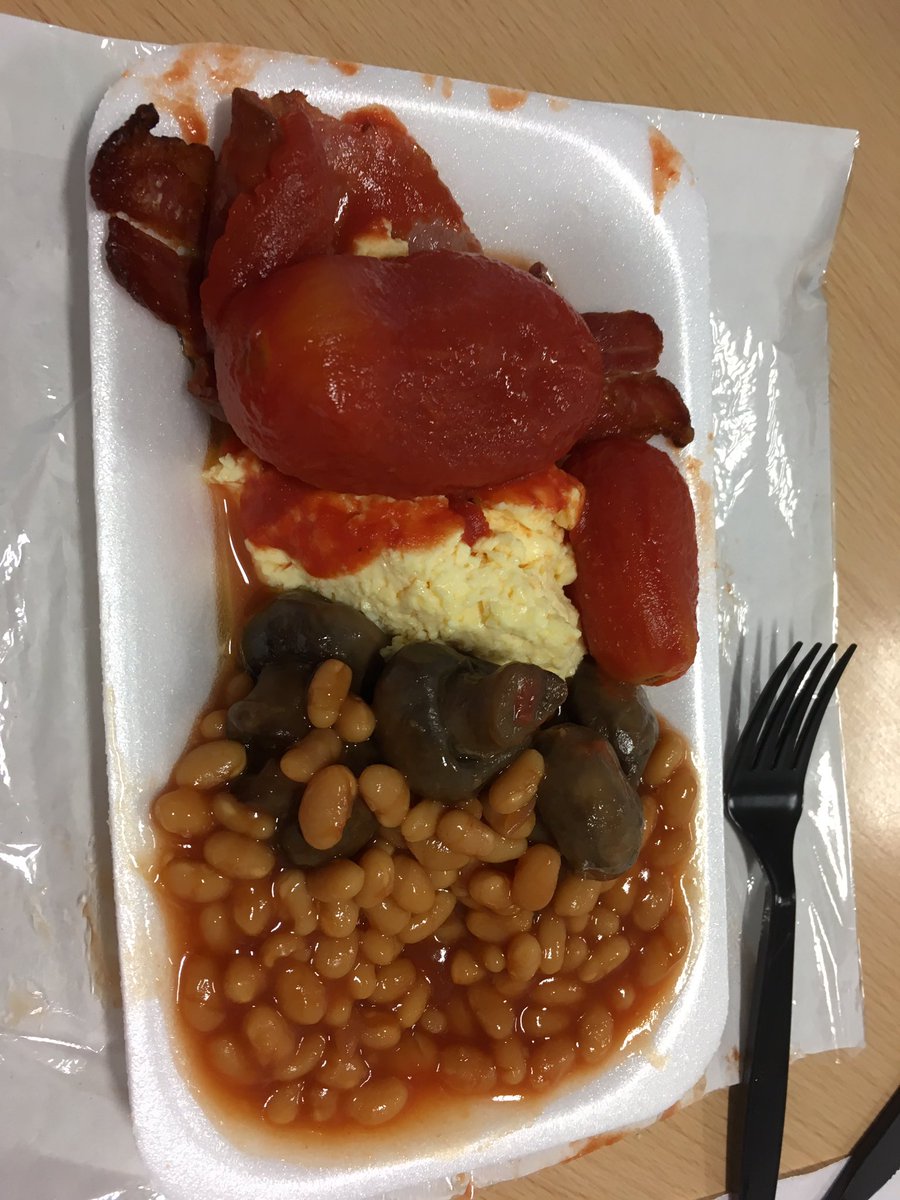 AndyCurran8's tweet photo. #Paydaybreakfast 
Great way to start the week, being paid AND cooked breakfast 🍳 https://t.co/EssiWmR1Sg