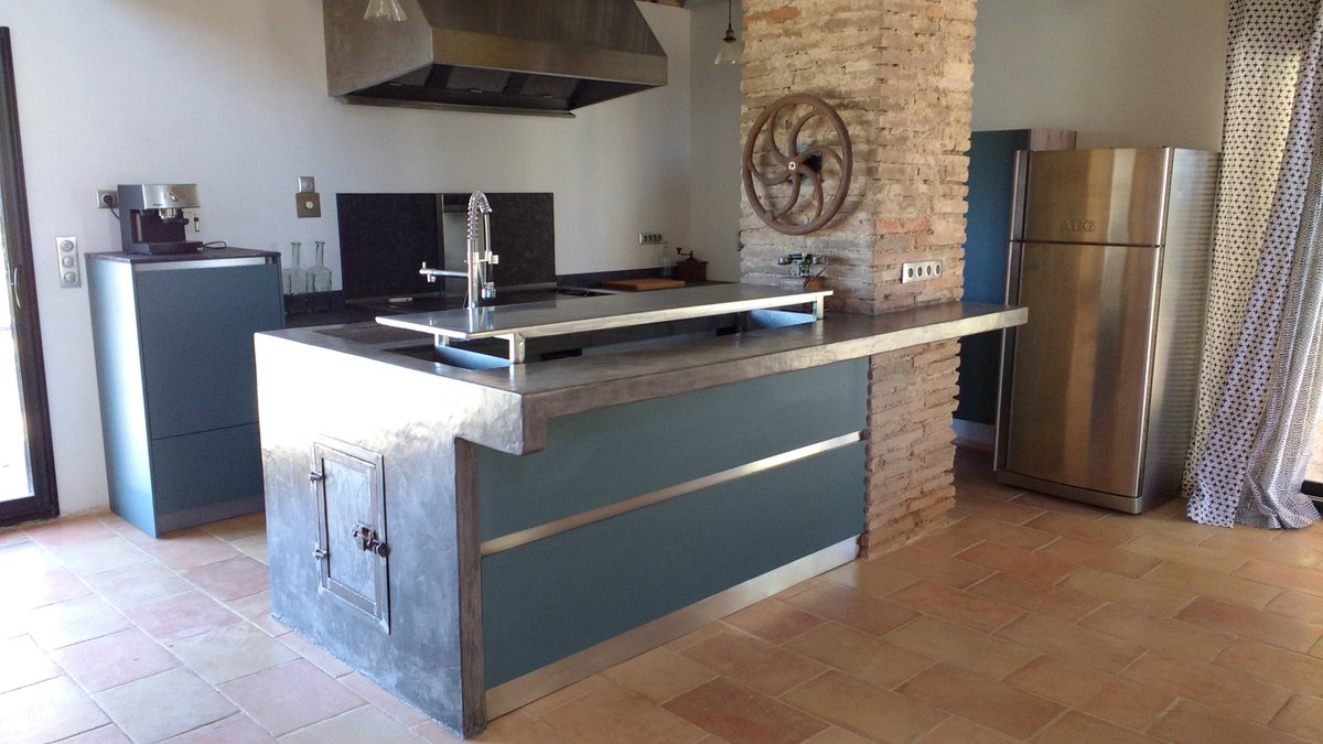 HackerTlse's tweet photo. #cuisine #renovation #sanspoignee #surmesure #plandetravail #toulouse https://t.co/FohBGUtEOt