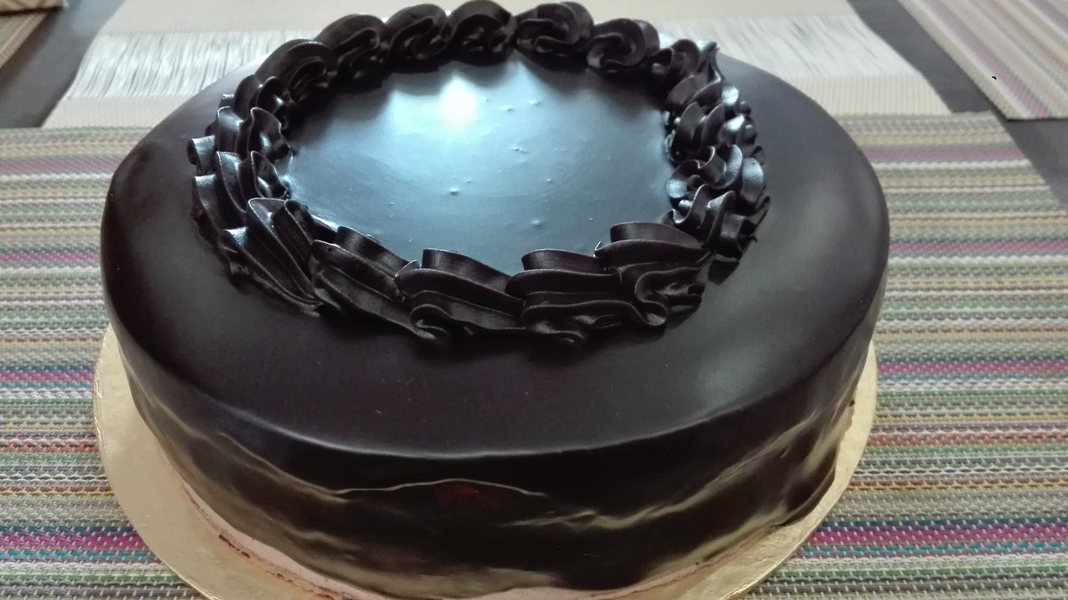 MahRukhTK's tweet photo. The best eidi received yet.
Thanks to @TCS_SE :') 
#SEEidi https://t.co/sxlGaiNtI1