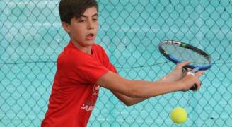 #Tenis Intensa segunda jornadad ayer en el 47º Ciudad de Zamora que continúa hoy en la Ciudad Deportiva
laopiniondezamora.es/deportes/2017/…