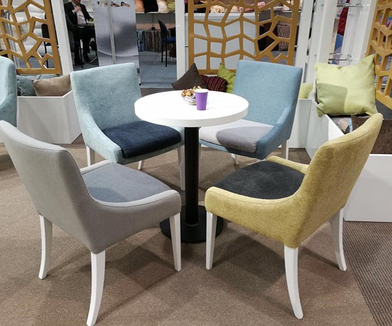 MagnoliaStudio3's tweet photo. #Brad #collection form #magnoliastudio #upholstery #cushions #curtains #fabric #18colours #chairs #armchairs #sofas https://t.co/CJno1Q2vad