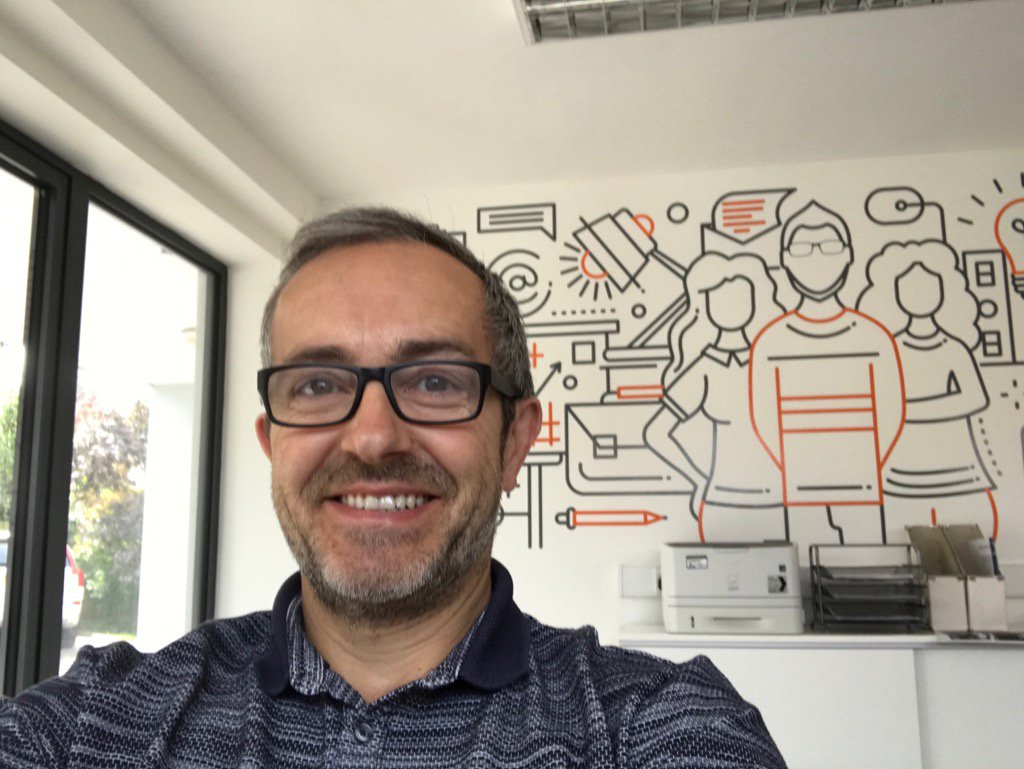 1stImageDesign's tweet image. First day in the new office, feels good!