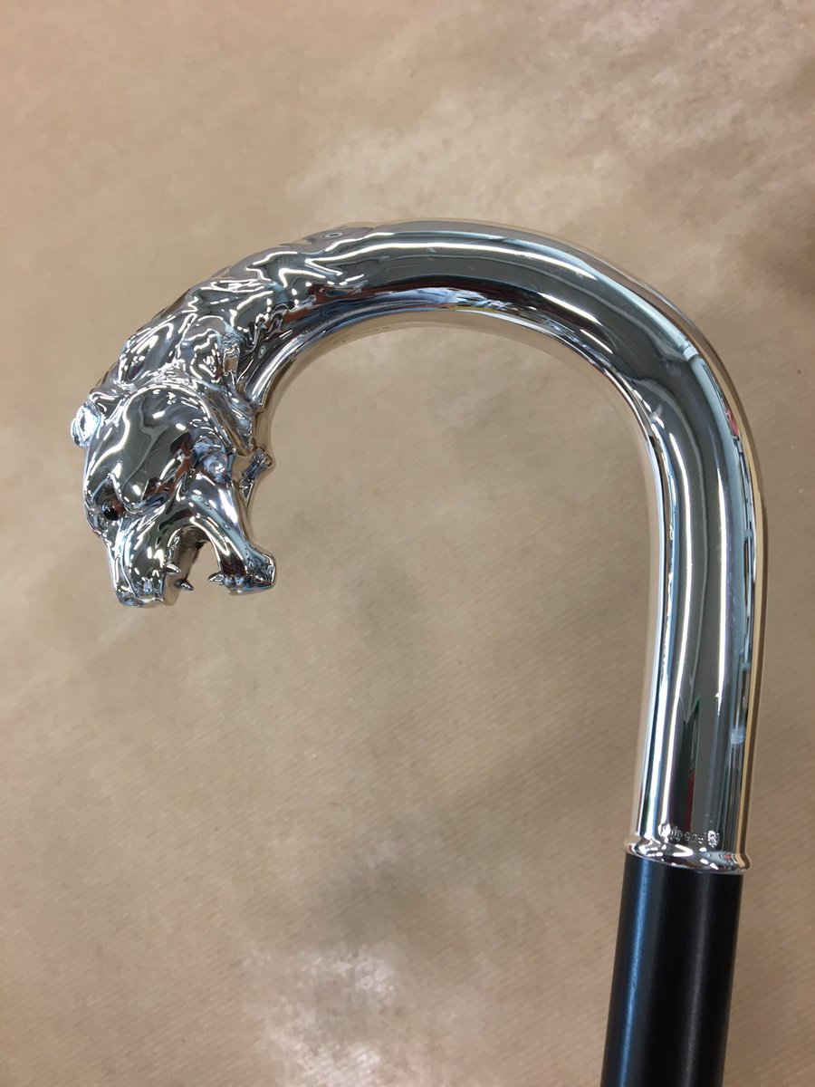 Prachtige stok besteld voor een klant! Sterling zilveren handgreep met een ebbenhouten stok! flaneerstokken.nl #wandelstok