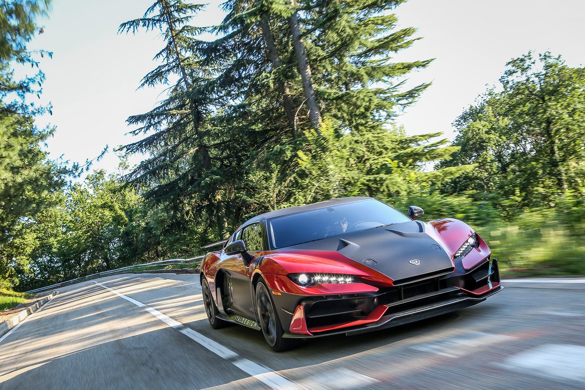 auto_app's tweet photo. .@Italdesign a #Goodwood per il #FOS con Zerouno e PopUp --> https://t.co/mCLFSnV0O3 @fosgoodwood https://t.co/111j7d56rN