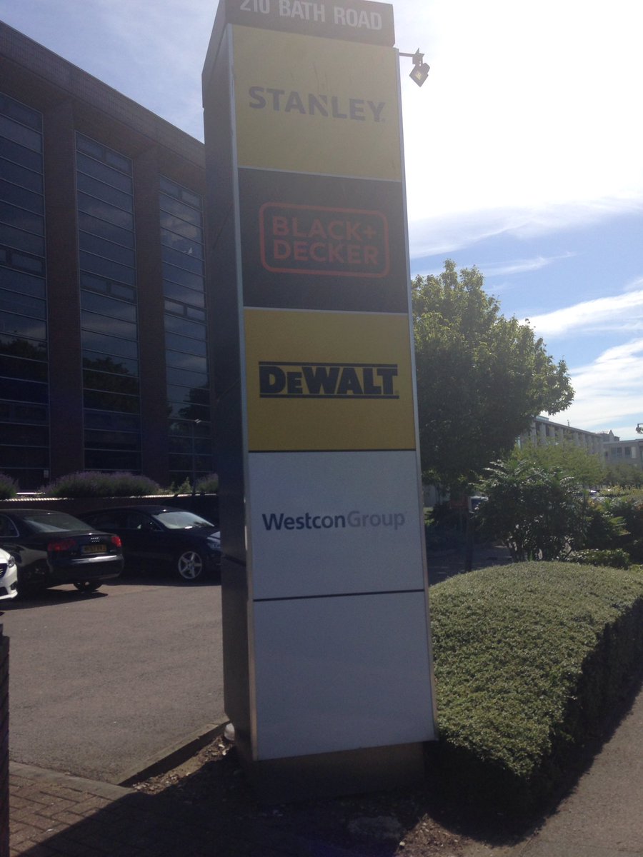 DrivenMediaUK's tweet image. Ed&apos;s just arrived for a meeting but which brand is it for? #clientpitch