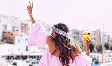 Licor43Global's tweet photo. Experience Sant Joan festival, Menorca's biggest event of the year, with Simone, Kira and Alina over on our Instagram... #43hoursofpassion https://t.co/pfqGnvP7Cm