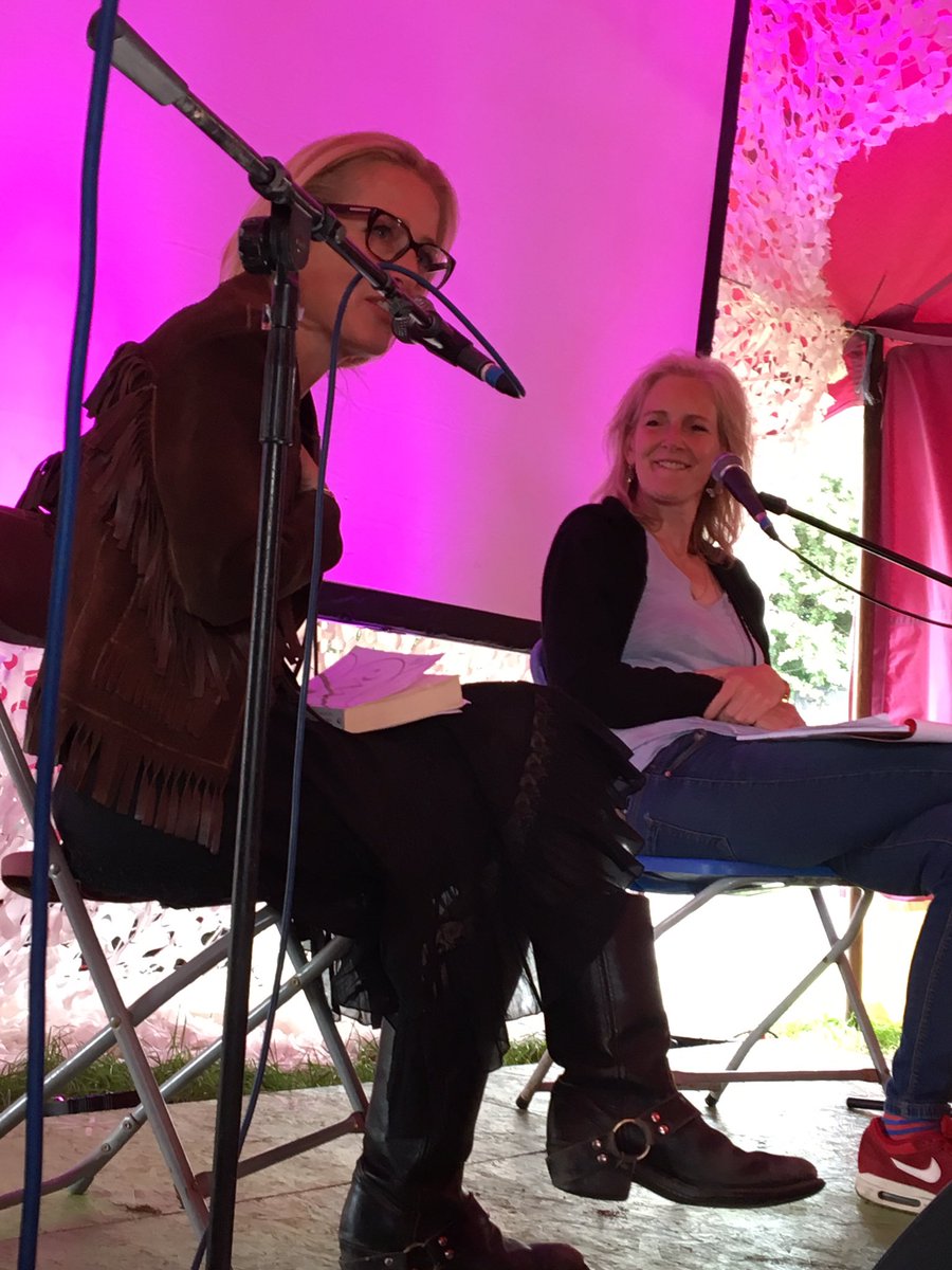 traceychip's tweet photo. @GillianA @jenniferdnadel thank you ladies for once again being honest &amp; inspiring 😘😎👍🏻👌🏻✌🏻🎤📖seen you both southbank https://t.co/kCQCGYhjHL