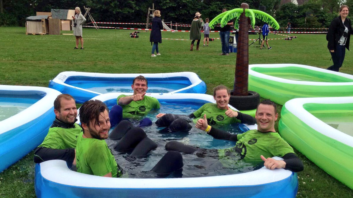 MutaSport's tweet photo. Afgelopen weekend weer bij een aantal mooie sportactiviteiten aanwezig geweest. #leverancier #HTmudrun#hoofdklassekaatsen #wielerrronde https://t.co/atI8fHvWBy