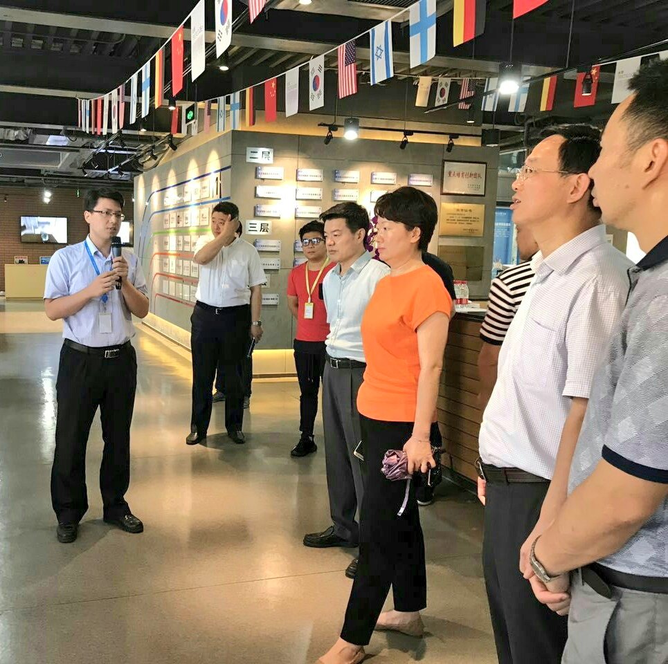 techcode_daily's tweet image. County Party Study Class visited TechCode Xianghe &amp;amp; knew about our #operationmodel. At the same time,the #VRindustry got constructive ideas.