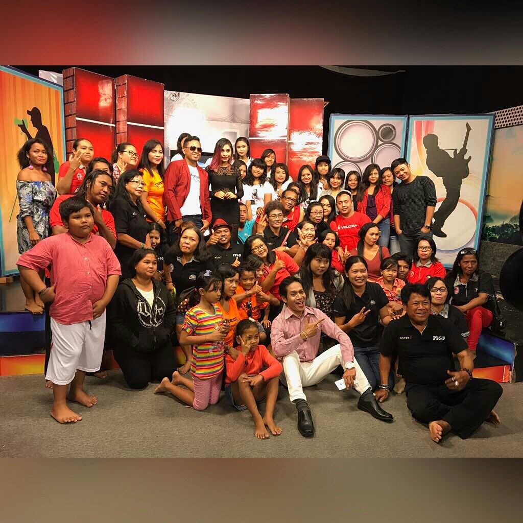 musikanadaswara's tweet photo. #MANSSCHEDULE #Tikapagraky #BaliTV #samatraartisbali #balinese #balinesia #balidaily #baliindonesia #infobali https://t.co/WmUmP1mXDh