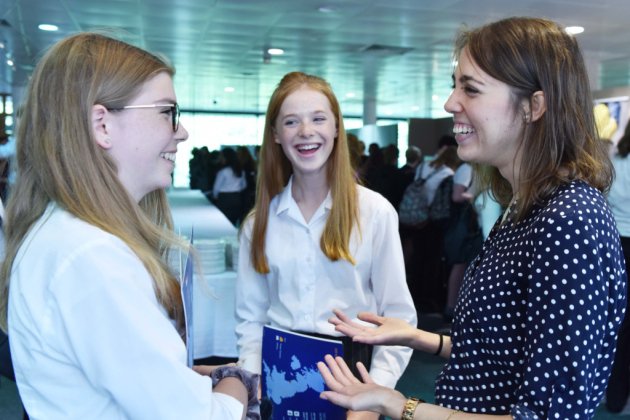TraciLewis79's tweet photo. #Women working in #sustainability will #mentor & inspire #YoungWomen - let's help them https://t.co/yRK7lCYMj4 #GetFutureProof #CatBootC https://t.co/XV9NUloL0q