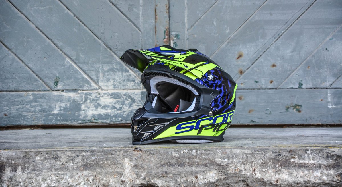 wat een plaatjes :) @Scorpionhelmen are pretty cool 👌🤘😎