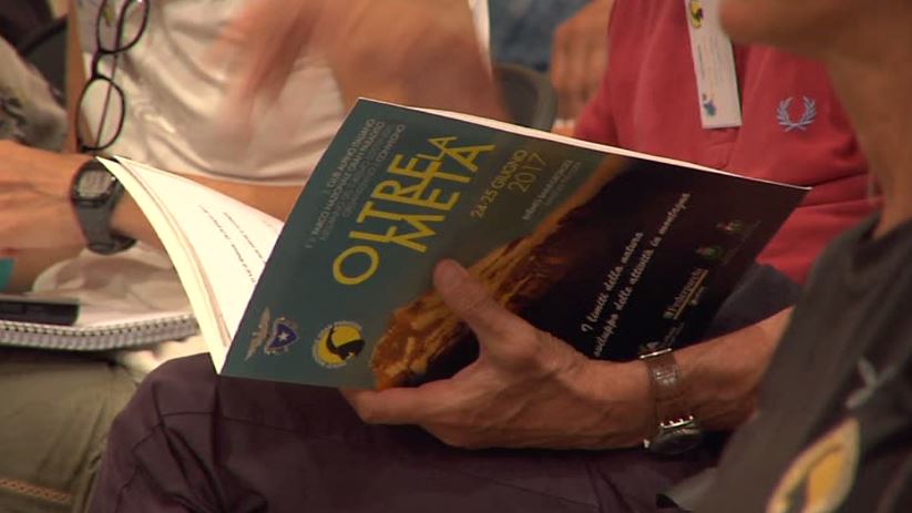 TgrRaiVdA's tweet photo. Tanti consigli agli escursionisti nel convegno #OltreLaMeta, svoltosi a #RhemesSaintGeorges @PNGranParadiso @CAI150 Vda. Seguiteci al Tg14 https://t.co/L8WOmqV7Dq
