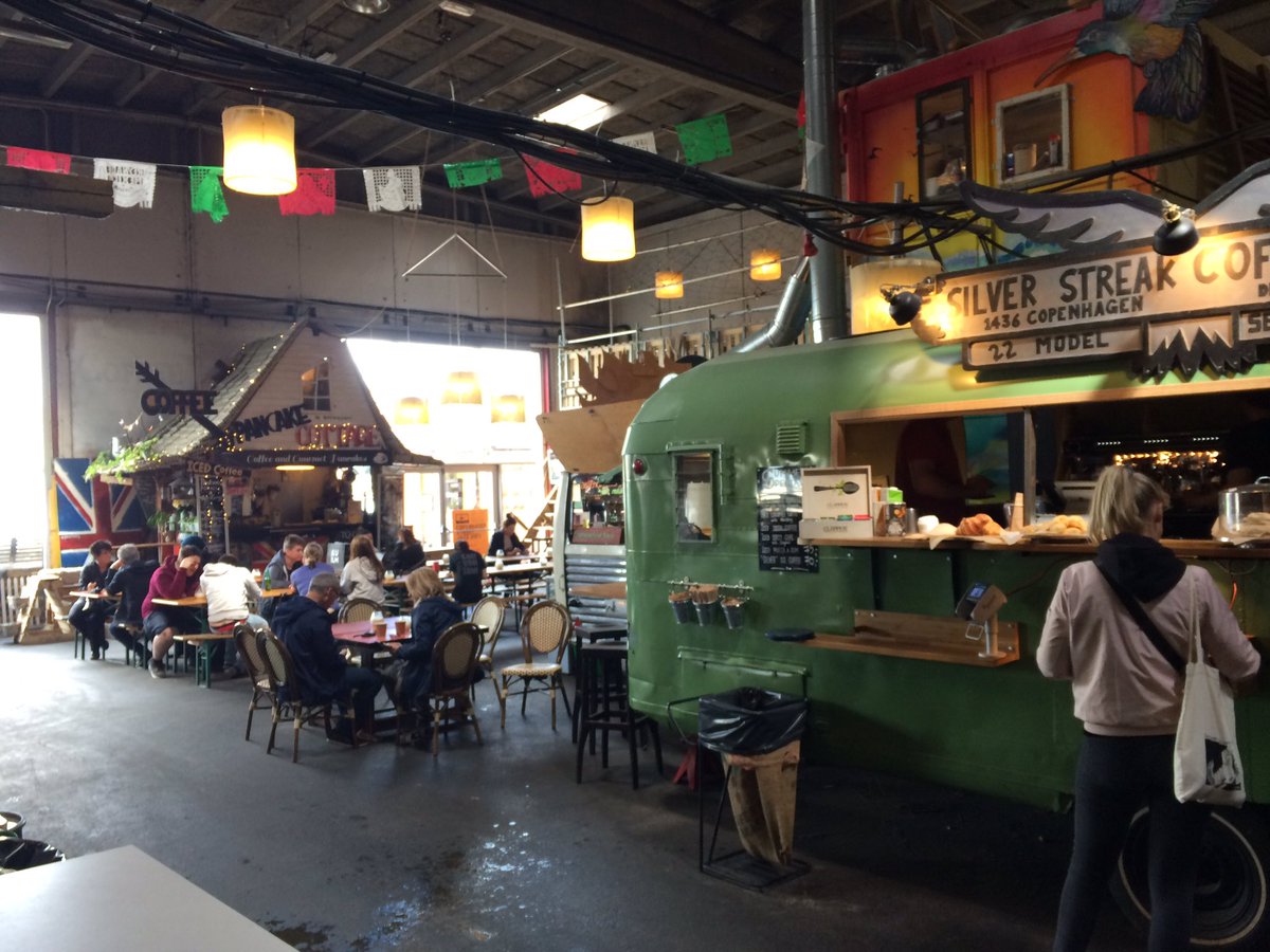 CharlesvanGoch's tweet photo. #Kopenhagen #StreetFood Market in an old PaperFactory big succes new concept 100% french #Bistronomi #Epcas festivalcaterers #Roskilde https://t.co/bRqJSonn6b