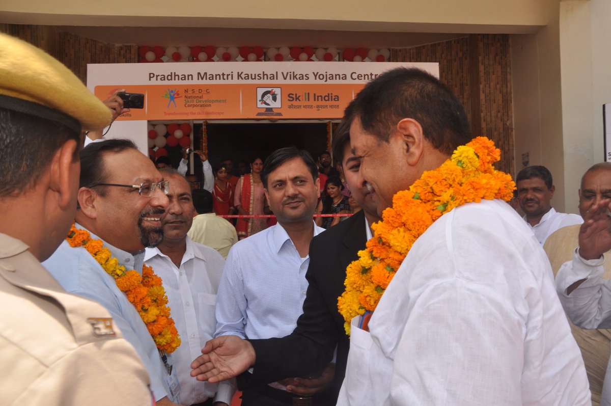 krnkk70's tweet photo. Kaushal Mela successfully organized by KRN Institute of Technology 
@PMKVY2 @MSDESkillIndia @RajivPratapRudy @NSDCINDIA https://t.co/CDnPmpeReG