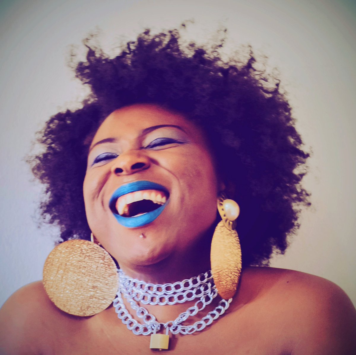 lasawsafrica's tweet photo. Sauce Queen @enjemarose on #platformma #ComingSoon #LSA #SauceQueens #makingadifference #TakingOver https://t.co/Tw0L0cYncH
