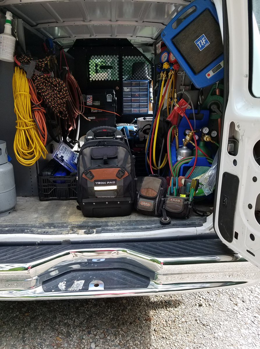 vetopropac's tweet image. Get some! I love all your tool bags, keep up the outstanding workmanship! - Mike Rose Jr. 
#myveto #vetopro