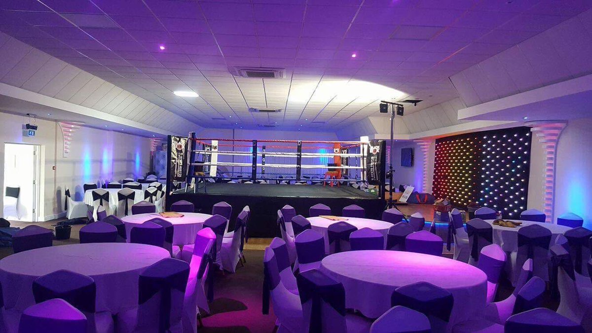 BlackBoxPromos's tweet photo. Boxing ring we provided in Wolverhampton last weekend #Boxing #boxingringhire #boxingring #uk https://t.co/Vbh37QtMvs