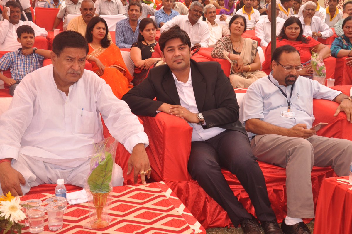 krnkk70's tweet photo. Kaushal Mela successfully organized by KRN Institute of Technology 
@PMKVY2 @MSDESkillIndia @RajivPratapRudy @NSDCINDIA https://t.co/CDnPmpeReG