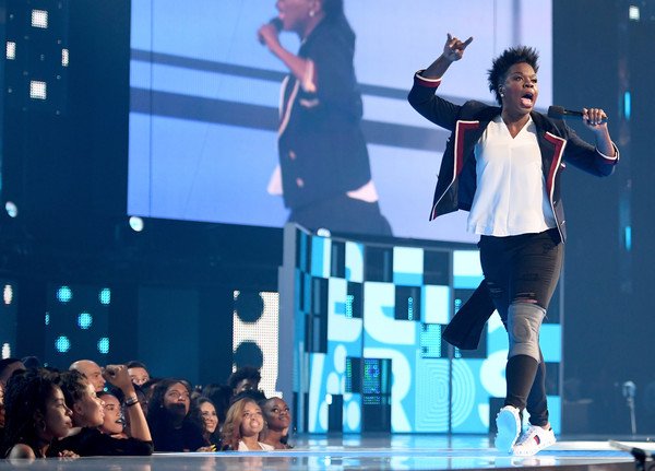 Leslie Jones Web tweet media
