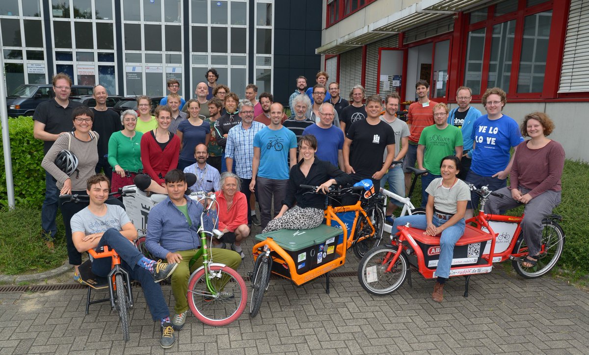 raumpositionen's tweet photo. Das ForumFreieLastenräder #FFL2017 war ein voller Erfolg. Danke an #grünehauptstadtessen #puntavelo und die emsigen Hosts! pic ©Julian Busch https://t.co/Tw2TnCmRlC