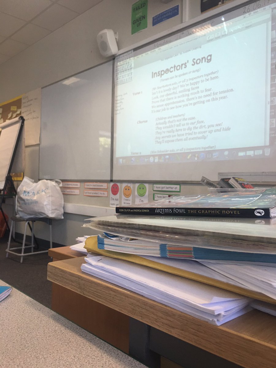 KendAlmond's tweet photo. Rehearsals in full flow! #mondaymotivation #kender #southeastlondon #rt #share https://t.co/XUYvbyHO11