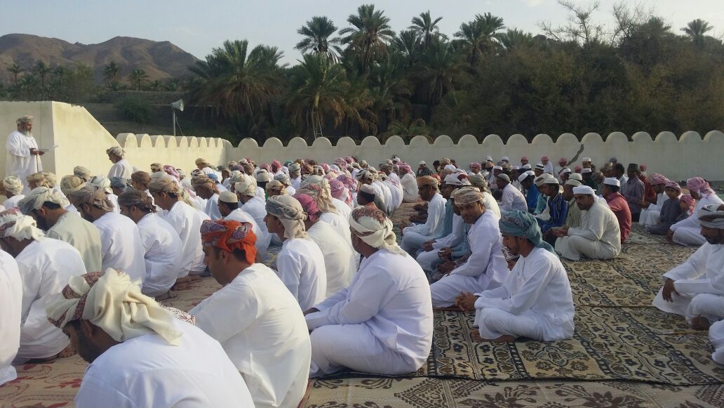 @WYanqul <a href="/AAlalwi0/">عبدالناصر العلوي</a> <a href="/R_alwi93/">راشد بن خميس العلوي</a> <a href="/alsabaa007/">MANSOOER</a> @E7SAAS_ALalawi @falaj_sudaireen <a href="/ams111193/">Ali Mohammed AlAlawi</a> <a href="/hamedalbadi1/">حمد البادي</a> @dhahira_events صلاة العيد بمصلى العيد بقرية بيحا بولاية #ينقل
