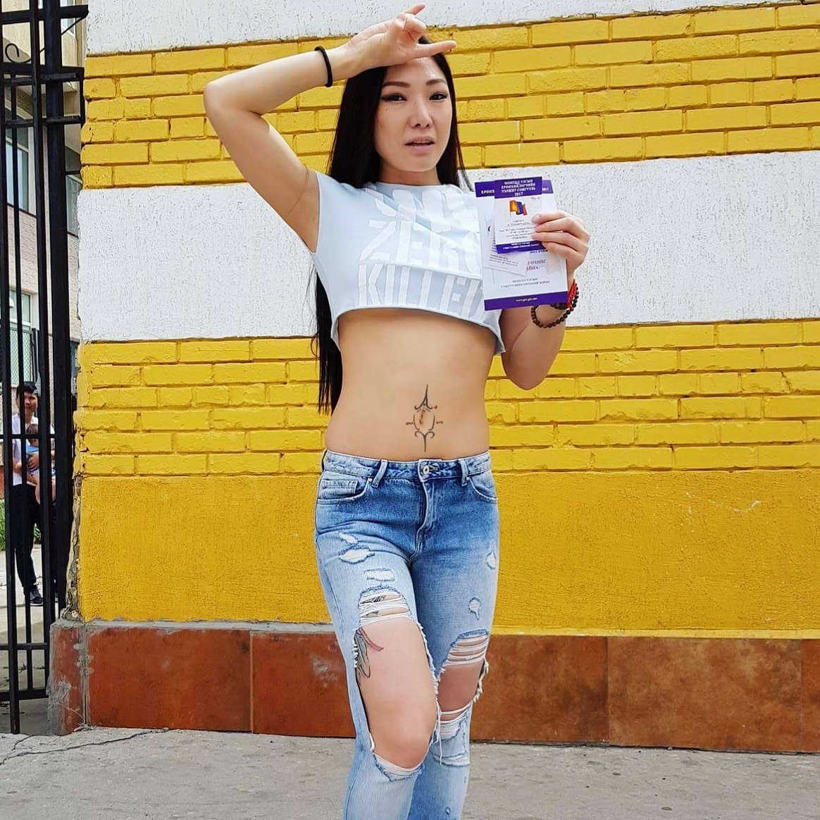 Иргэний үүргээ биелүүлчихлээ