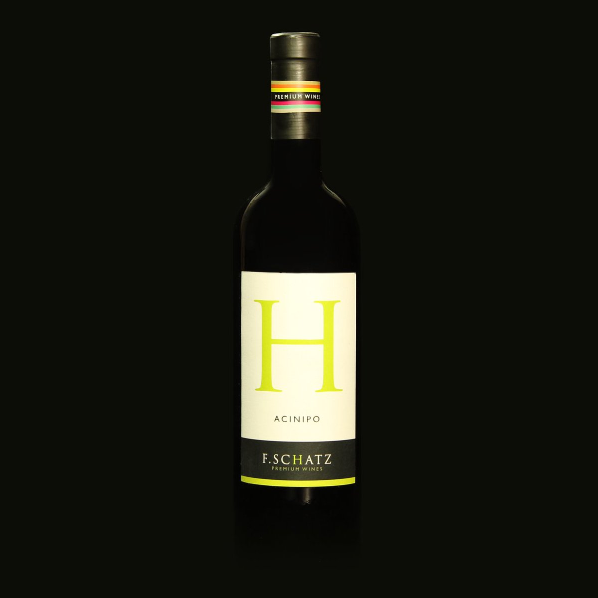 malagaSHOP's tweet photo. "Acinipo" de bodegas Schatz..frutas rojas, balsámicos y un toque a chocolate negro. Variedad Lemberguer https://t.co/SfNbIBY1Hl