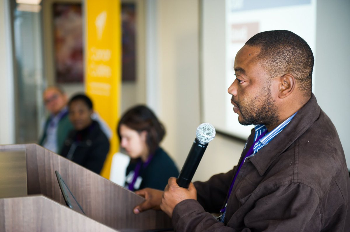 CanonCollins's tweet photo. "Non-conforming narratives: conversation about identity and inclusion" at our 2017 Scholars Conference #ExploringIDs https://t.co/kmoFtwvOl7 https://t.co/fQFuOoeDsl