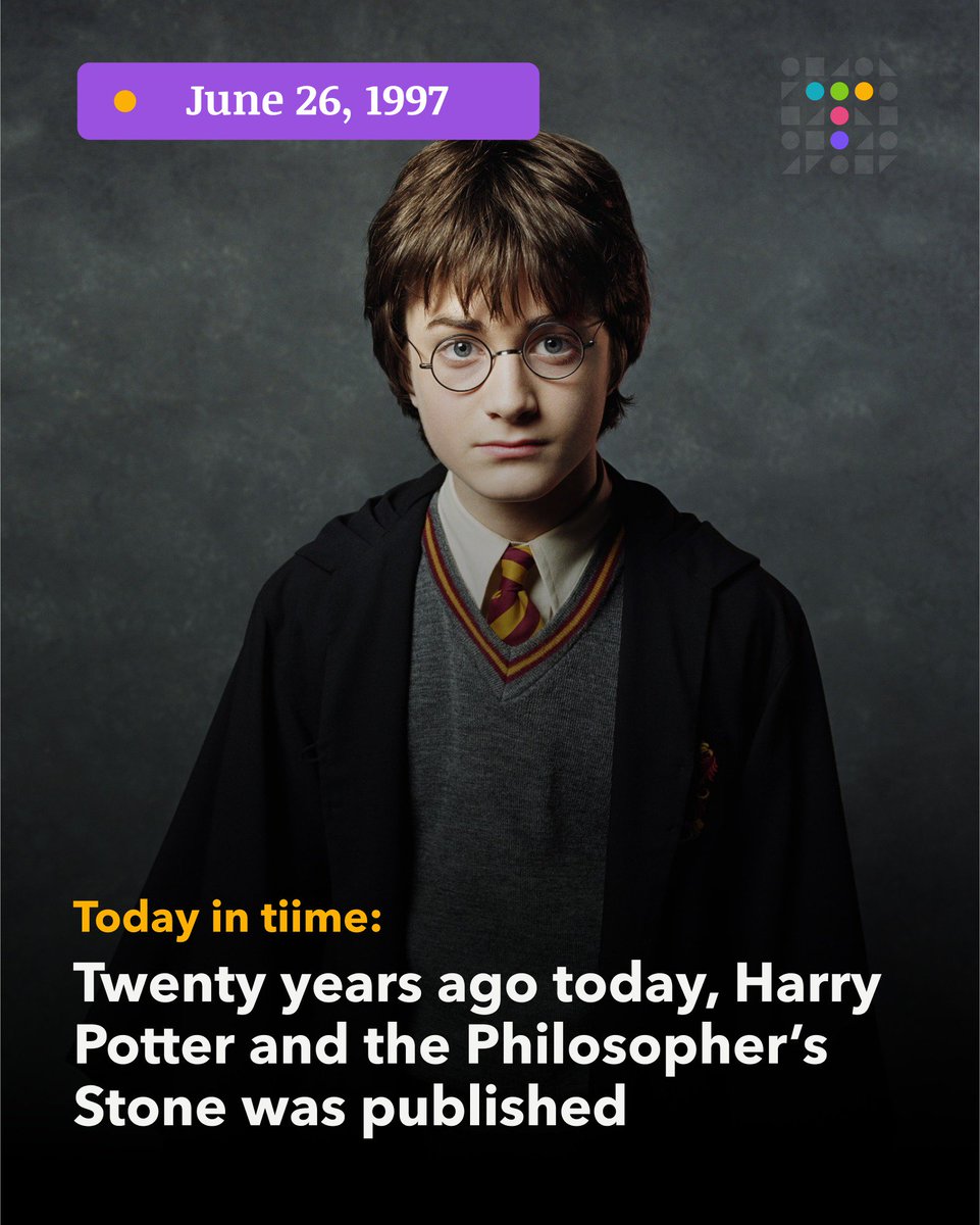 tiimelines's tweet photo. #HarryPotter20
It`s been 20 years since #theboywholived changed our lives forever!
https://t.co/iorhvh2PVV

#JKRowling #HarryPotter https://t.co/00Fvou7Gu3