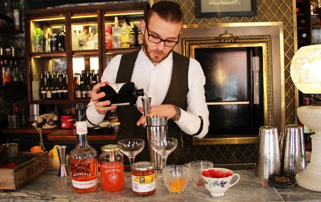 SwizzleMasters's tweet photo. May's Wenneker Swizzle Masters heat tasked bartenders with re-creating a Breakfast Martini – we name the top 3 https://t.co/obGFtoRDTC https://t.co/sLxpNZezBz