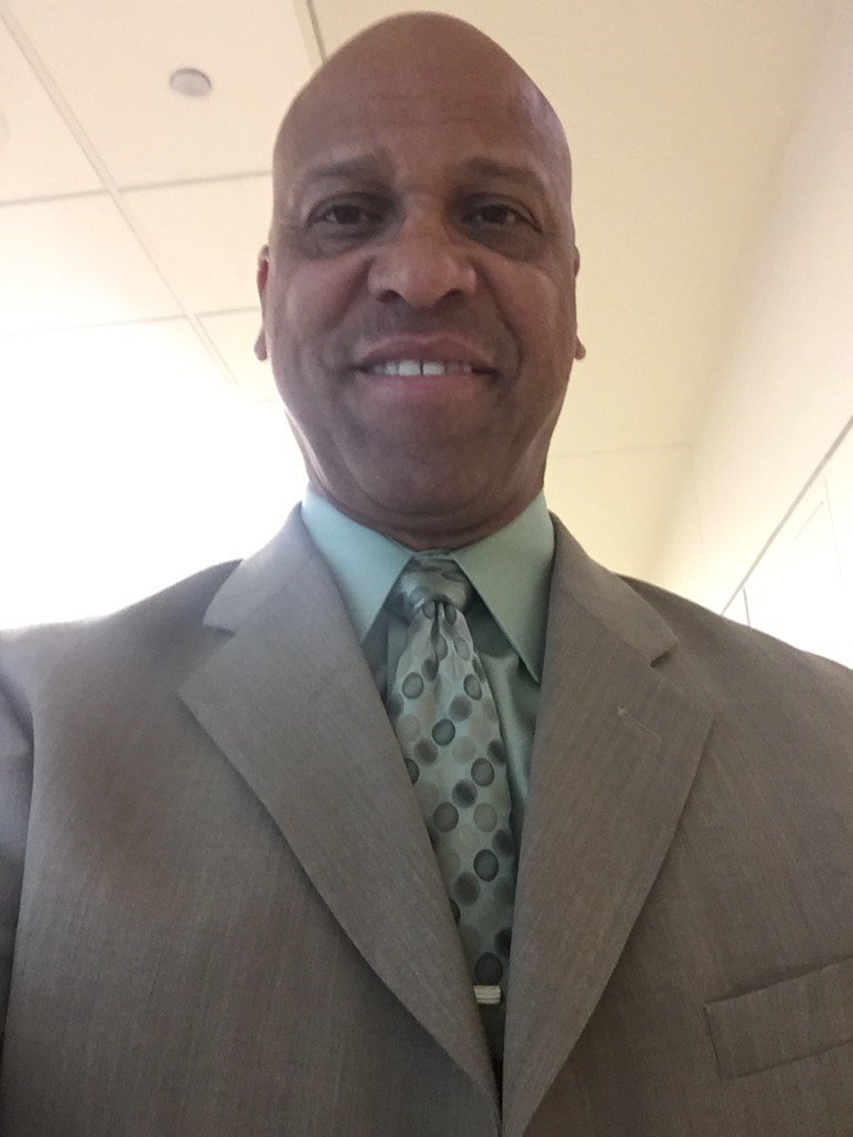 jarnett34's tweet image. All dressed up with someplace to go. SBN-MDW-BOS For a great day ahead! #worthwhilework #SWAskies