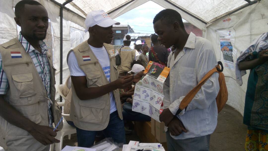 Kokojoelle's tweet photo. Très curieux de savoir, la population de keshero dispose en ce jour l'équipe des Pairs éducateurs. 
Thanks @UNFPARDC !
@castromusafiri1 https://t.co/LD3N7HT2RM