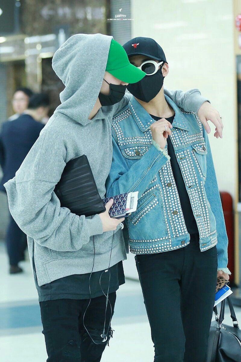 MB_destiny9397's tweet photo. ชอบอะไรแบบนี้ 😉😉😉 #MarkBam https://t.co/p8i7ZFa8sM