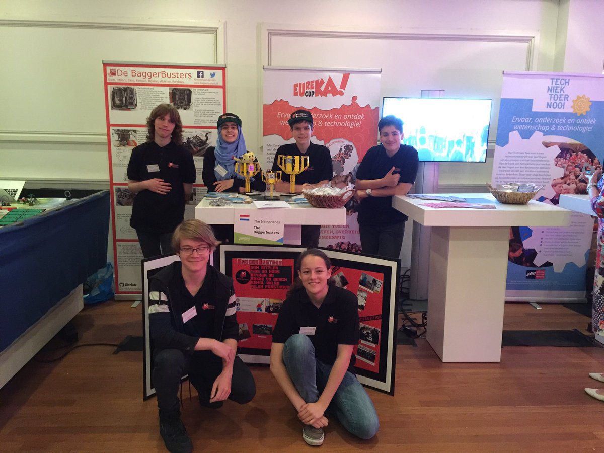 metisrobotica's tweet photo. Samen met de #BaggerBusters op de stand van @WOWSTP ivm jaarconferentie #techniekpact . Veel inspiratie opgedaan :) https://t.co/p7RbBtJRXN