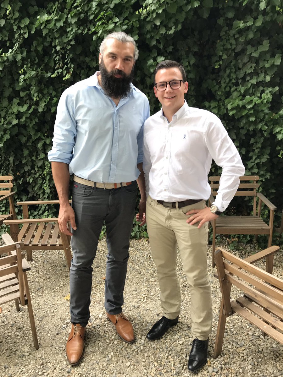 CherrierRomain's tweet image. Très belle journée accompagné de @sebchabal ! 👍🏻🏉
#RdvPartenairesGenerali