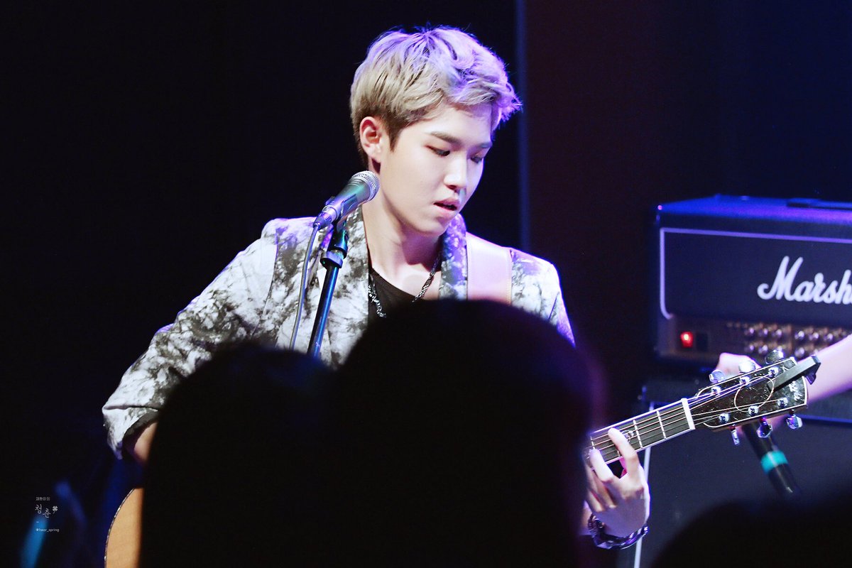 KimJaeHwanTH's tweet photo. ขอ how to ย้อนเวลาหน่อยครับ #ถ้าวอนนาวันตั้งกระทู้พันทิป #คิมแจฮวาน https://t.co/JpKsh6fr1G