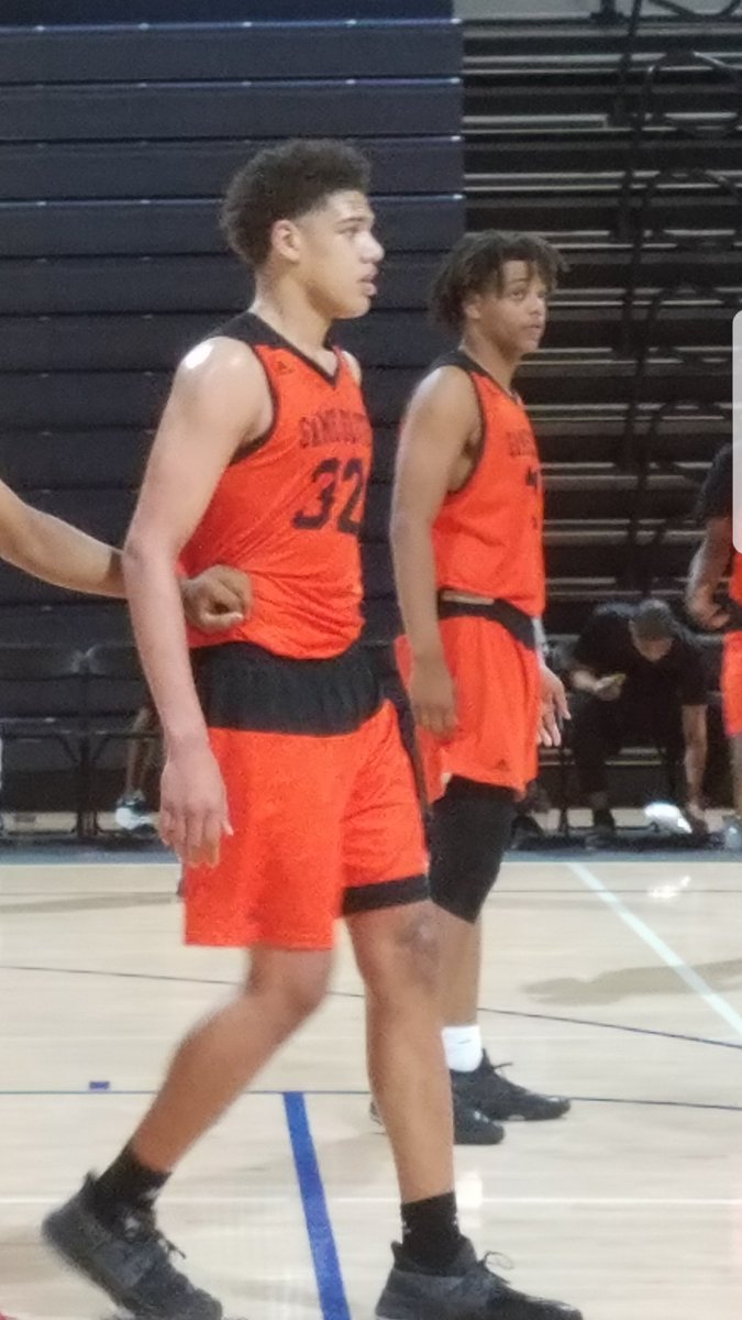 mznina227's tweet photo. #POWERTOWERS
#BALLERS
#GAMEELITE2019
#THEYPUTINWORK #NOSTOPINGTHEM
@Iguessitsrodney @RJCamp34 @abrown050378 https://t.co/vhDlTqB41d