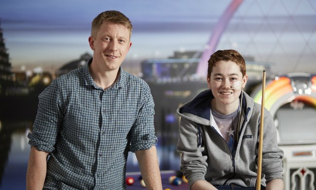 TeenageCancer's tweet photo. Make sure you’re watching @BBCOne tonight 7:30pm to see #GrowingUpWithCancer, following 5 young people on one of our Glasgow units @NHSGGC https://t.co/J2iIsHOGzS