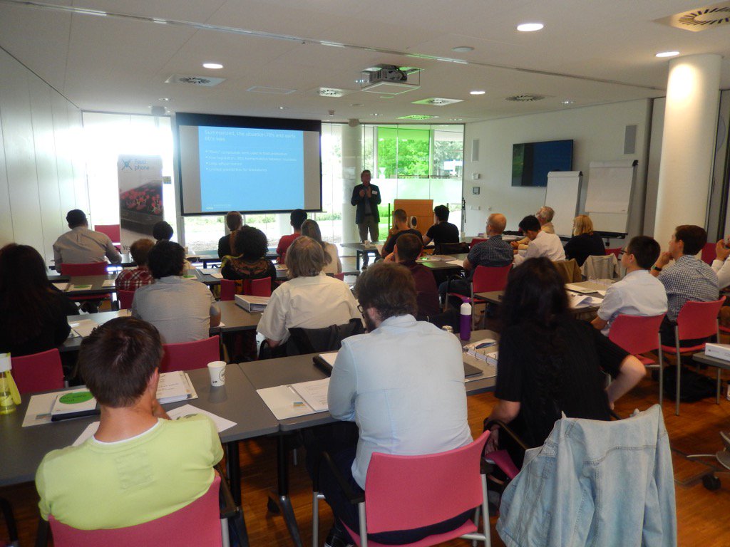 FoodSmartphone's tweet photo. #FoodSmartphone Summer school kicks off! 10 #MSCA ESRs plus another 20 PhD students and graduates join at #RIKILT. https://t.co/1snkrZoEnt